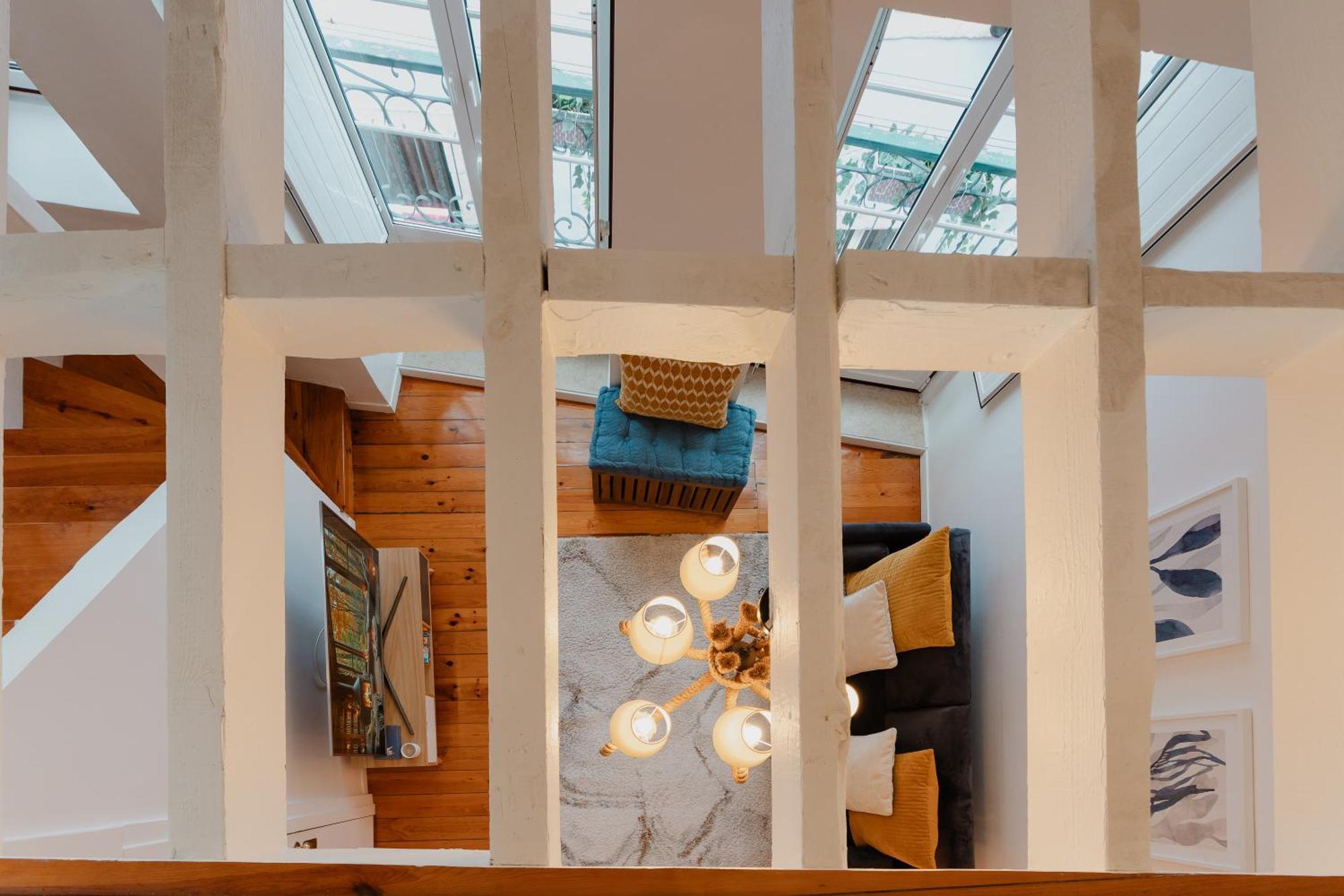 Appartamento Stylish Getaway In A Mezzanine Flat By The Castle Lisbona Esterno foto